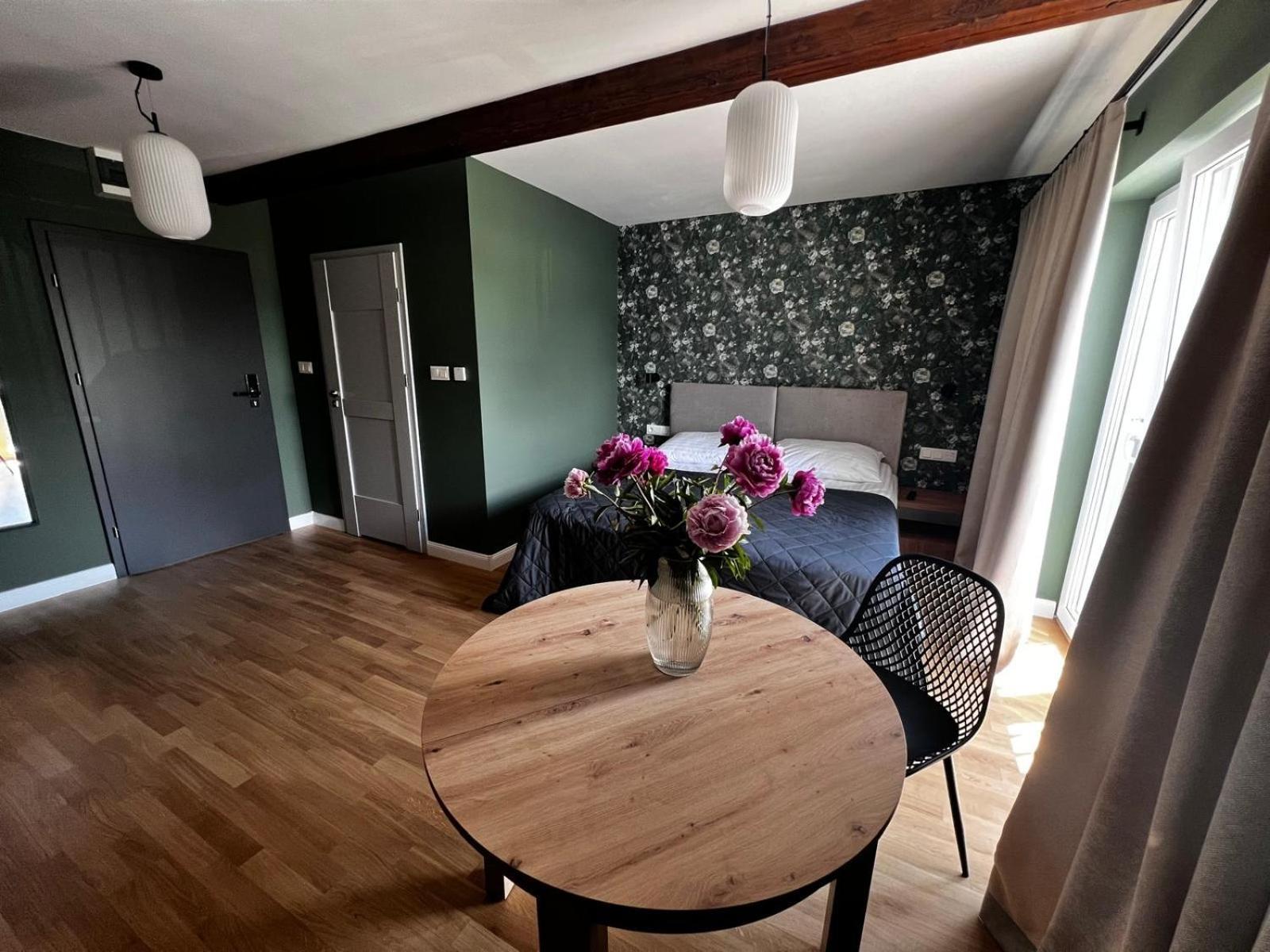 Apartamenty Sw Stanislawa Скерневице Экстерьер фото